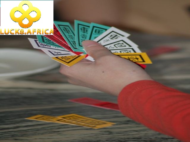 Bài Tứ Sắc Luck8 Chiến Thắng Đơn Giản Nhất Cho Game Thủ 2 Thế nào là game Bài Tứ Sắc Luck8?